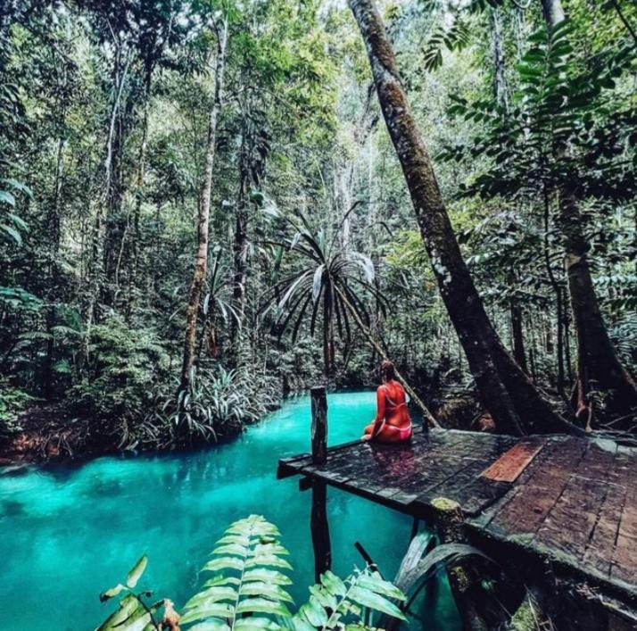 Mambetron Homestay Raja Ampat Pulau Mansuar エクステリア 写真