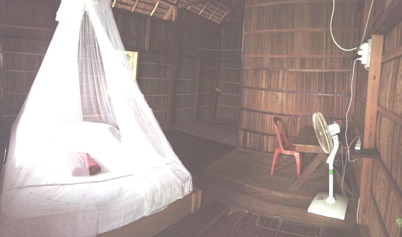 Mambetron Homestay Raja Ampat Pulau Mansuar エクステリア 写真