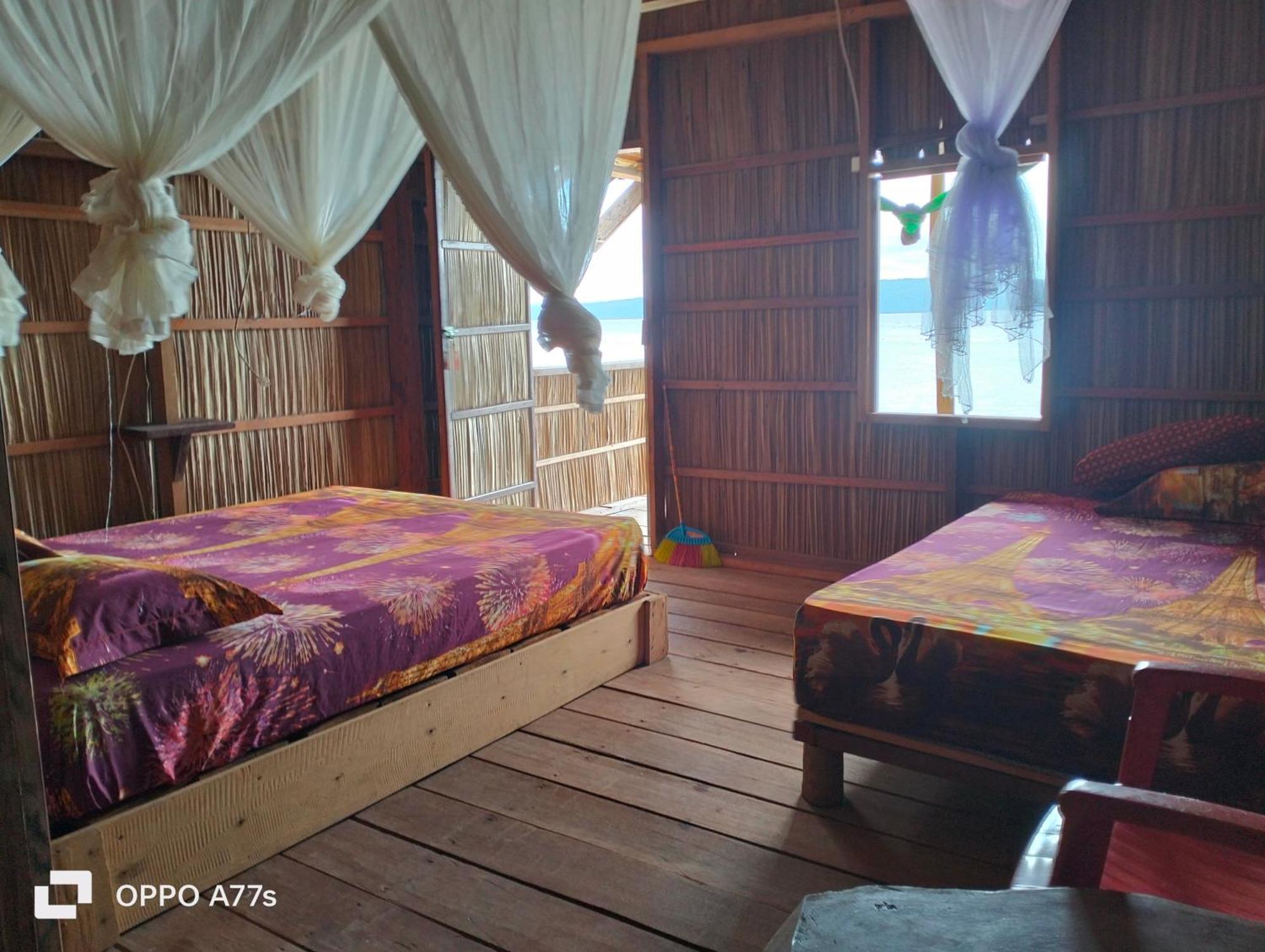 Mambetron Homestay Raja Ampat Pulau Mansuar 部屋 写真