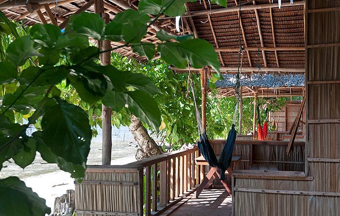 Mambetron Homestay Raja Ampat Pulau Mansuar エクステリア 写真