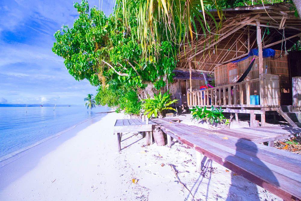 Mambetron Homestay Raja Ampat Pulau Mansuar エクステリア 写真